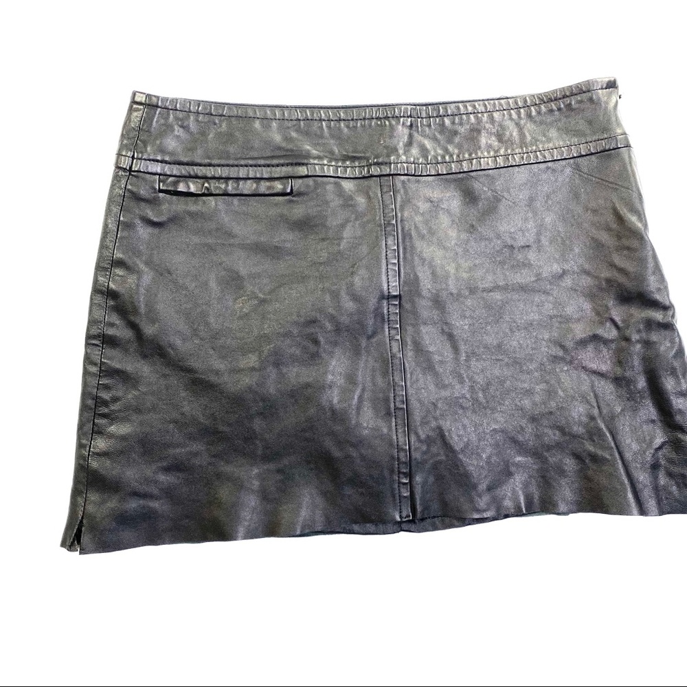 BCBGMaxazria 100% Leather Mini skit